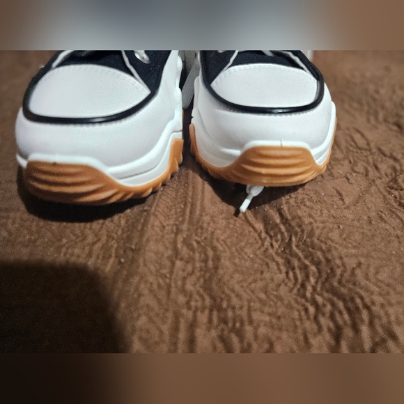 Madden Girl High Top Winnona Sneaker, Sz.8 - Picture 3 of 8